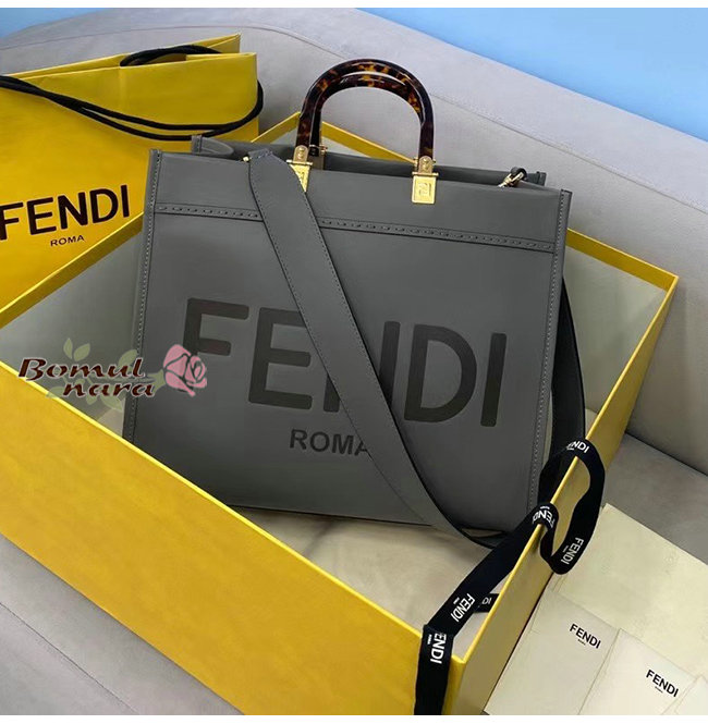 Fendi_그레이 가죽 쇼퍼