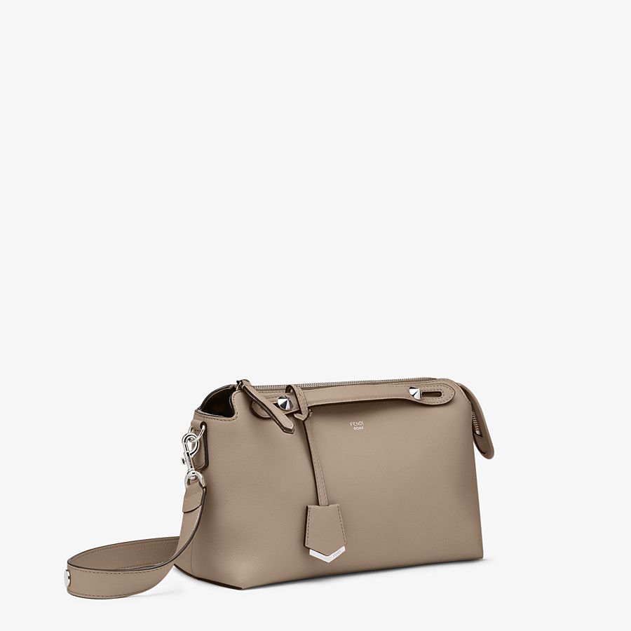 Fendi_베이지 가죽 보스턴 백