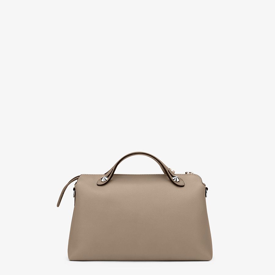 Fendi_베이지 가죽 보스턴 백 thumbnail