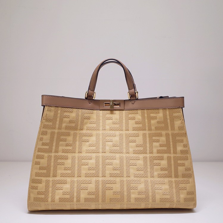 Fendi_베이지 캔버스 백