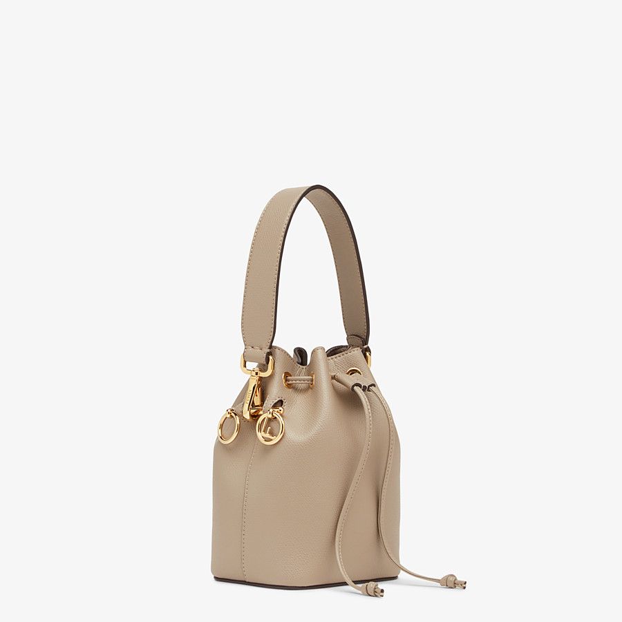Fendi_베이지 컬러의 가죽 미니백