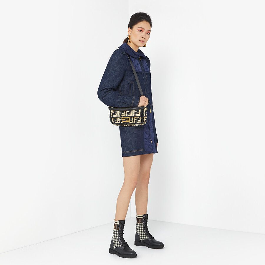 Fendi_블랙 라피아 FF 백