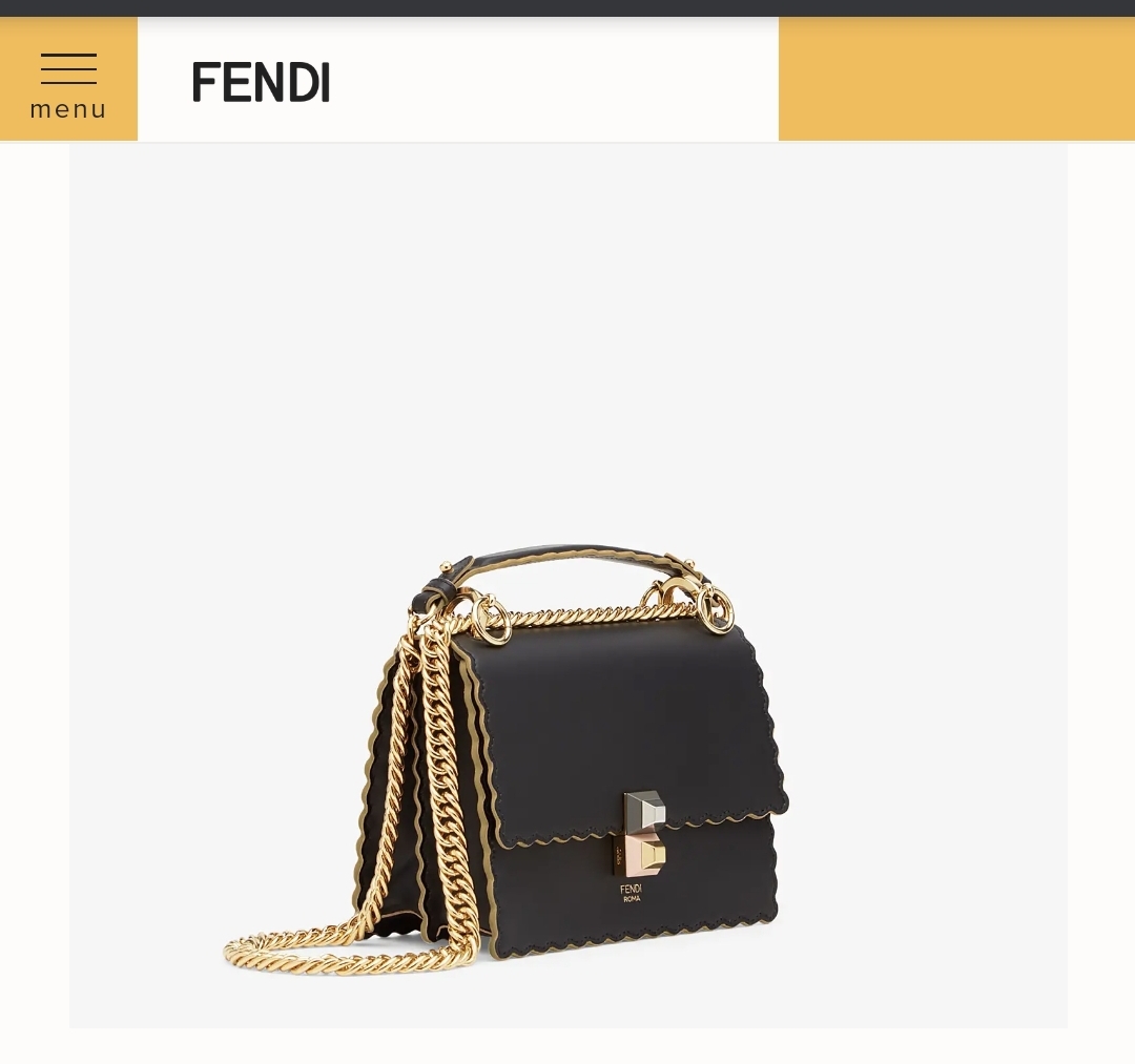 Fendi_블랙 컬러의 가죽 미니 백
