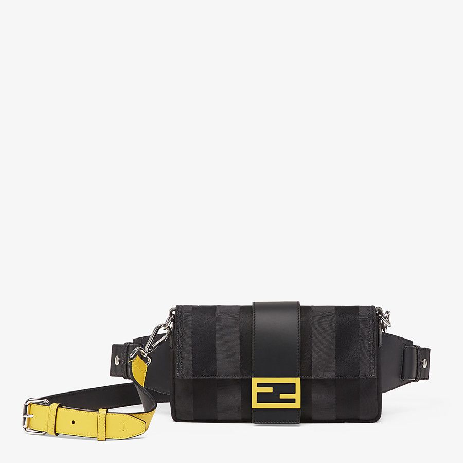 Fendi_블랙 컬러의 나일론 백