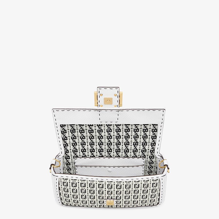 Fendi_블랙과 화이트 브레이드 가죽 백