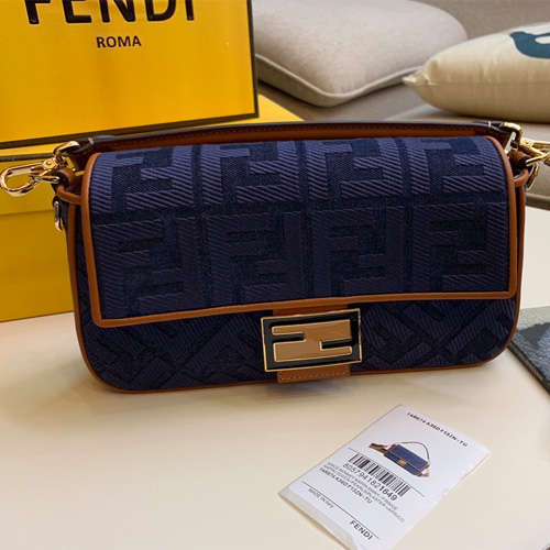Fendi_블루 데님 백 thumbnail