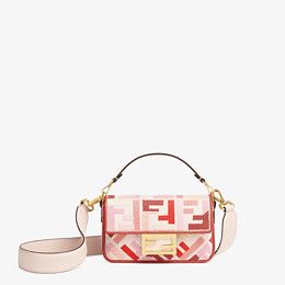 Fendi_설날 리미티드 캡슐 컬렉션 백 thumbnail