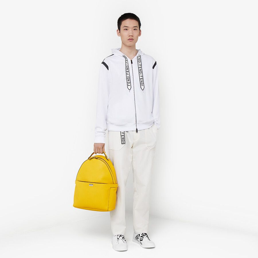 Fendi_옐로우 가죽 백팩 thumbnail