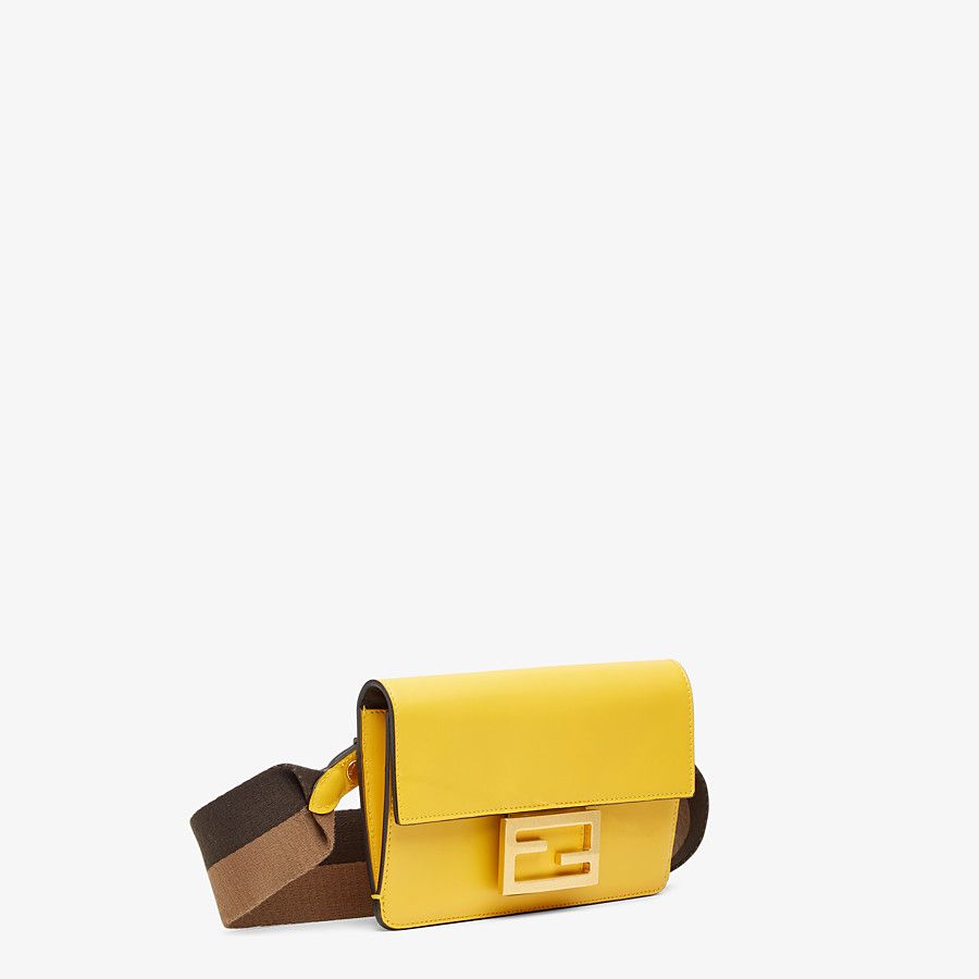 Fendi_옐로우 컬러의 가죽 미니백