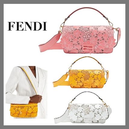 Fendi_자수 화이트 페이턴트 가죽 백 thumbnail