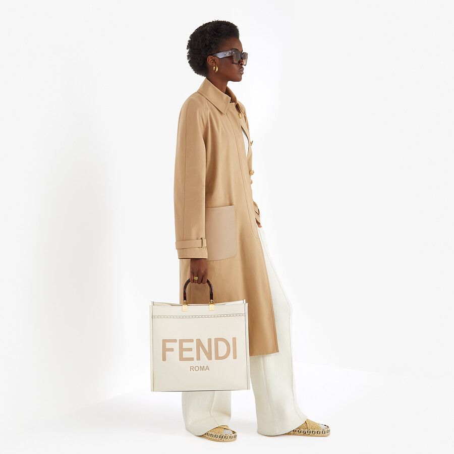 Fendi_화이트 가죽 쇼퍼