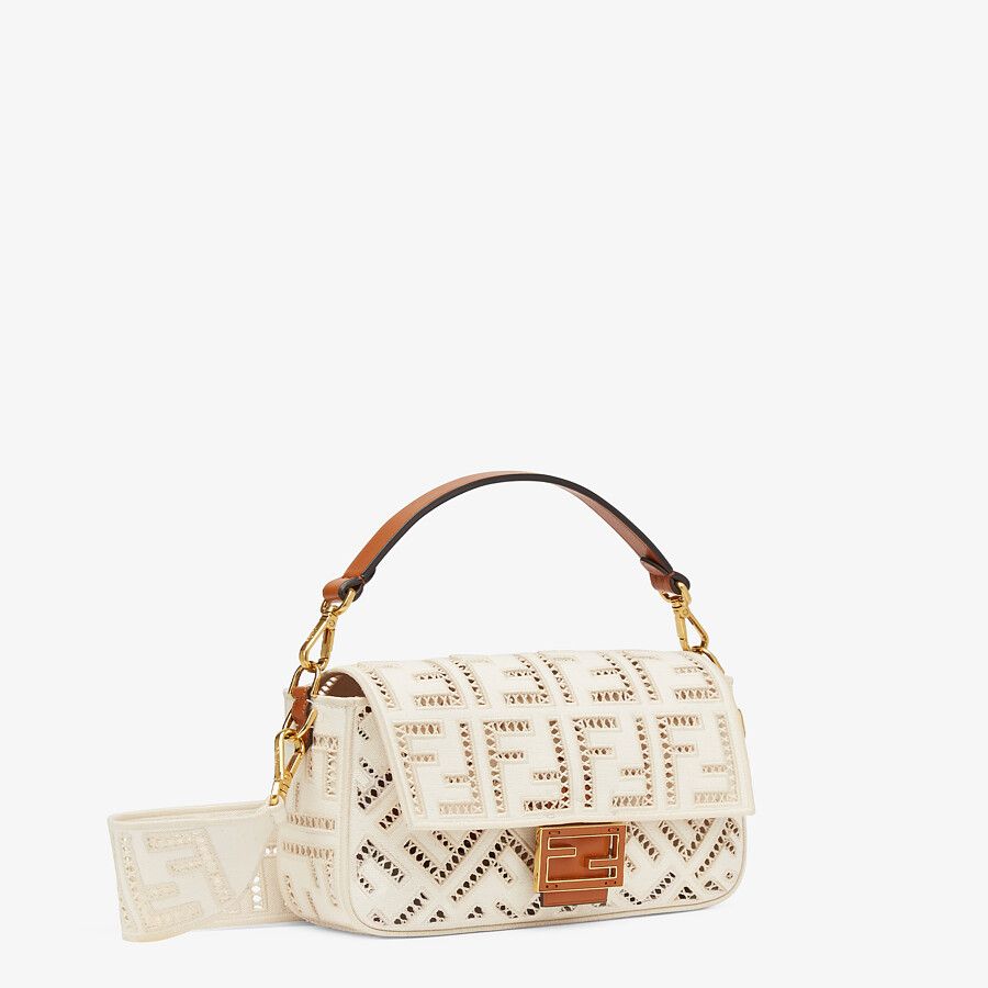 Fendi_화이트 캔버스 FF 백