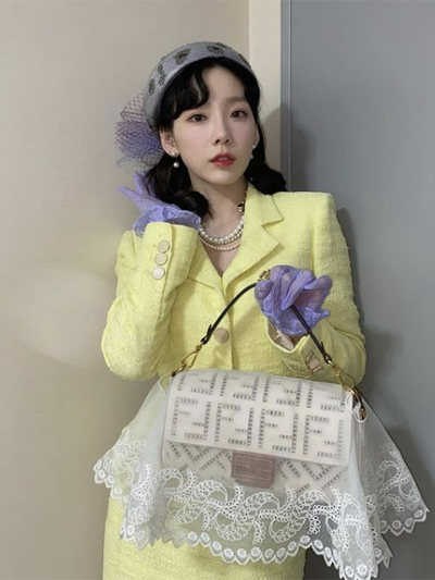 Fendi_화이트 캔버스 가방 thumbnail