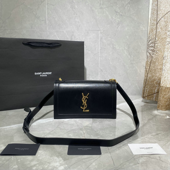 SaintLaurent_book bag in smooth leather