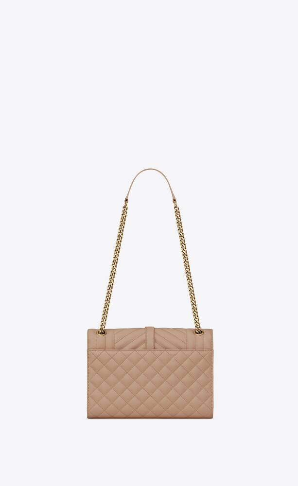 SaintLaurent_믹스 마틀라세 그랑 드 뿌드르 엠보스드 가죽 소재의 앙브로프 미디엄백