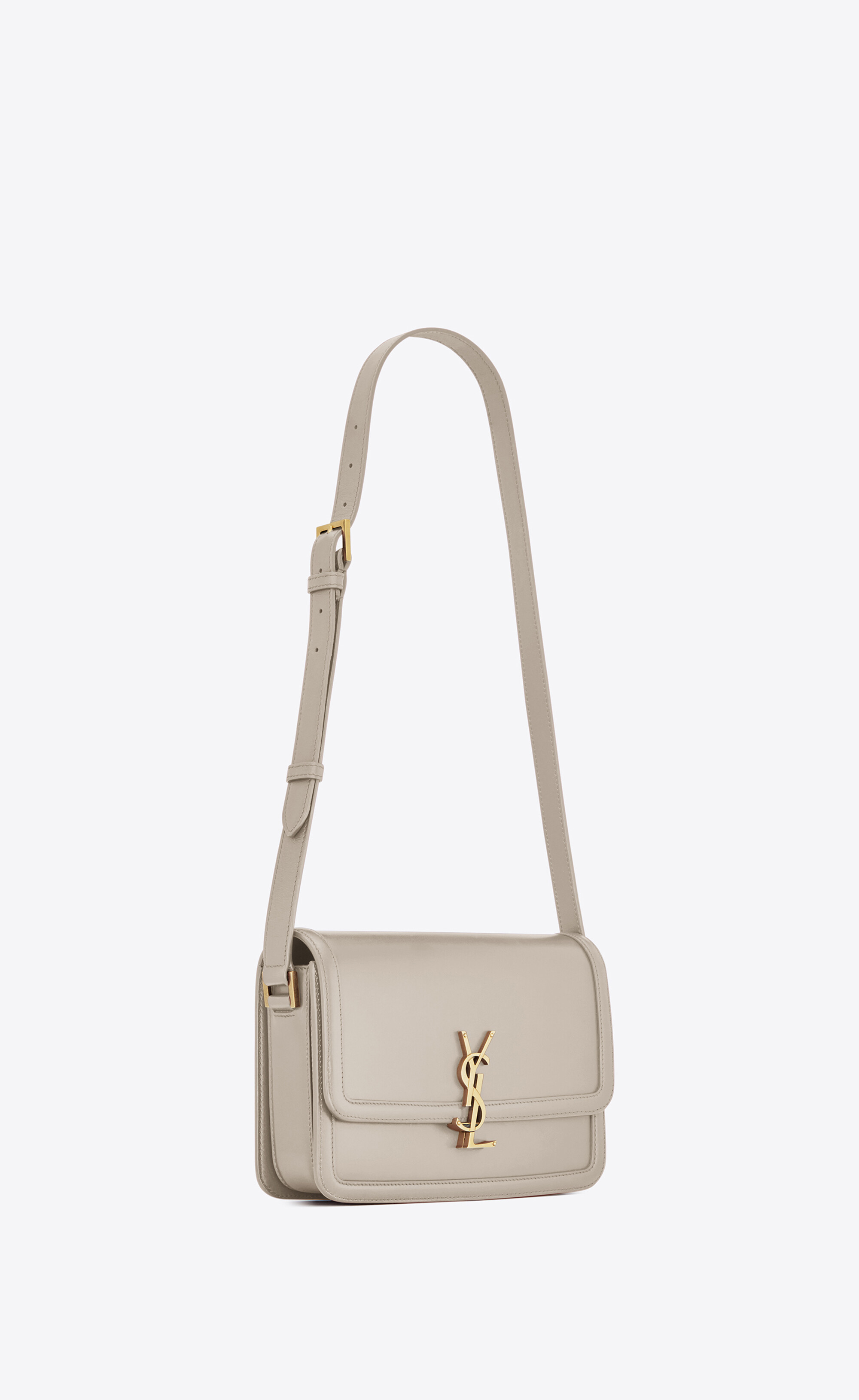 SaintLaurent_박스 생로랑 가죽 소재의 solferino 미디엄 샤첼백 thumbnail