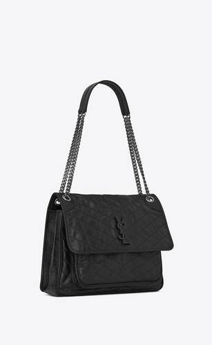 SaintLaurent_블랙 가죽 소재의 크링클드 퀼티드 라지 니키 체인 백