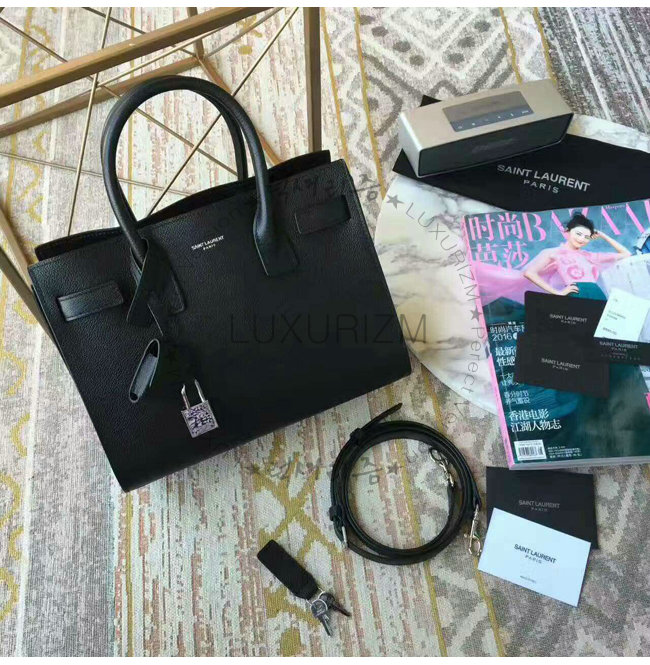 SaintLaurent_블랙 그레인드 가죽 소재의 클래식 베이비 삭 드 주르 백 thumbnail