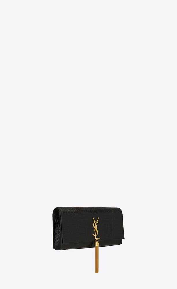 SaintLaurent_블랙 크로커다일 무늬가 새겨진 가죽 소재의 클래식 모노그램 생 로랑 테슬 클러치