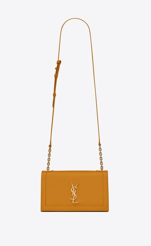 SaintLaurent_스무스 가죽 소재의 book 백