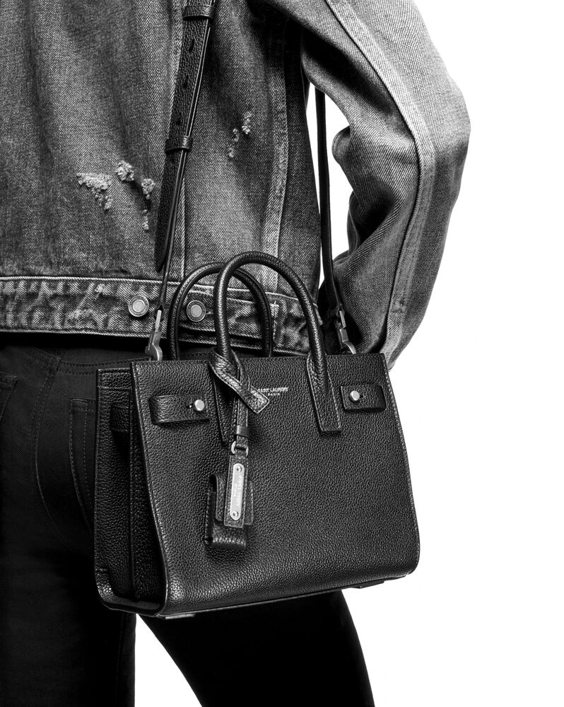 SaintLaurent_스무스 가죽 소재의 classic sac de jour 나노 백 thumbnail
