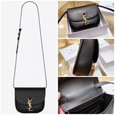 SaintLaurent_스무스 가죽 소재의 카이아 미디엄 샤첼백 thumbnail