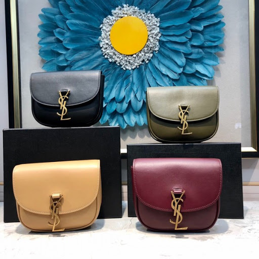 SaintLaurent_스무스 빈티지 가죽 소재의 kaia 미니 샤첼백 thumbnail