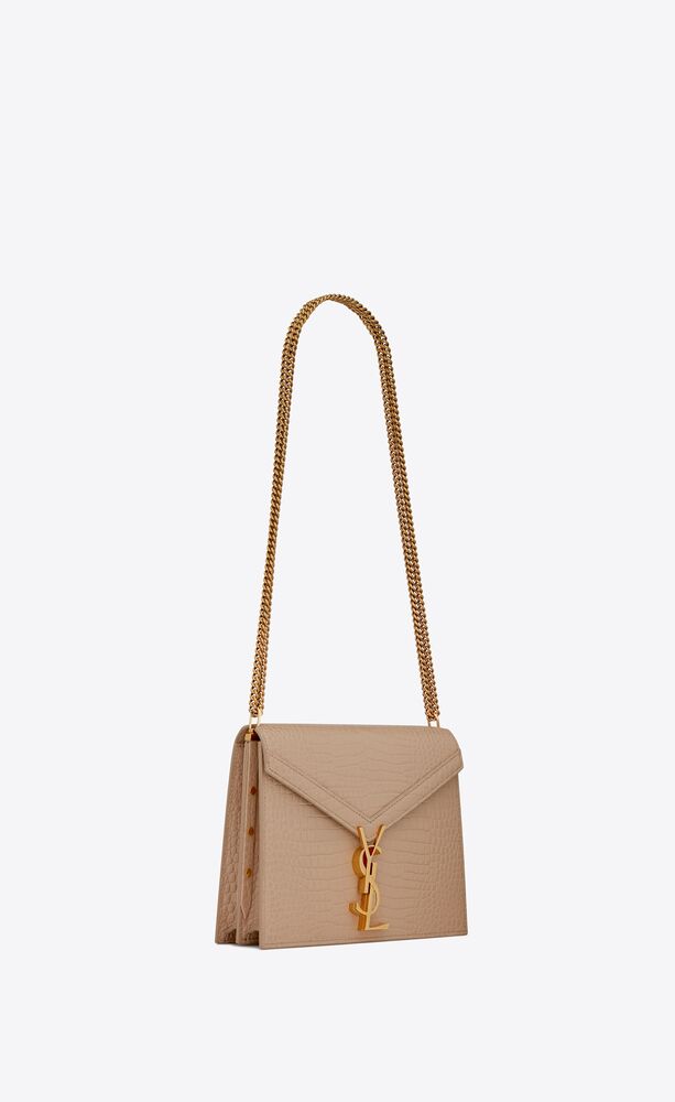 SaintLaurent_유광 크로커다일 엠보스드 가죽 소재의 cassandra 모노그램 클래스프 백