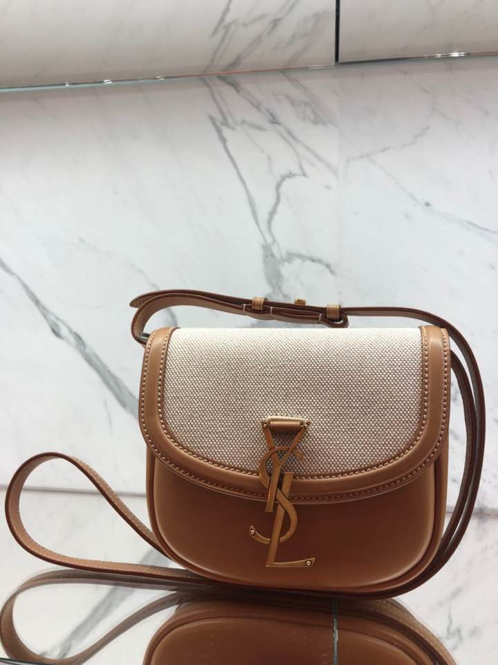 SaintLaurent_코튼 캔버스와 빈티지 가죽 소재의 카이아 스몰 샤첼백