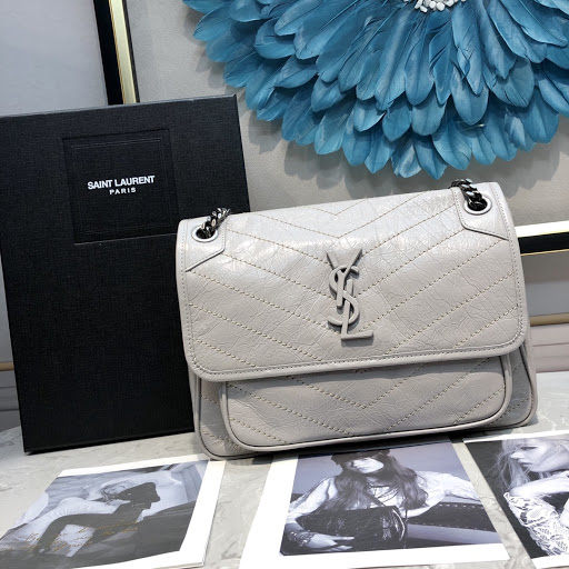 SaintLaurent_크링클드 빈티지 가죽 소재의 niki 미디엄백