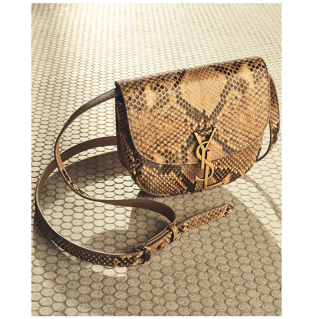 SaintLaurent_파이톤 소재의 kaia 스몰 샤첼백 thumbnail