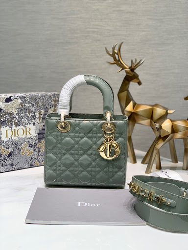 디올_LADY DIOR 스몰 백