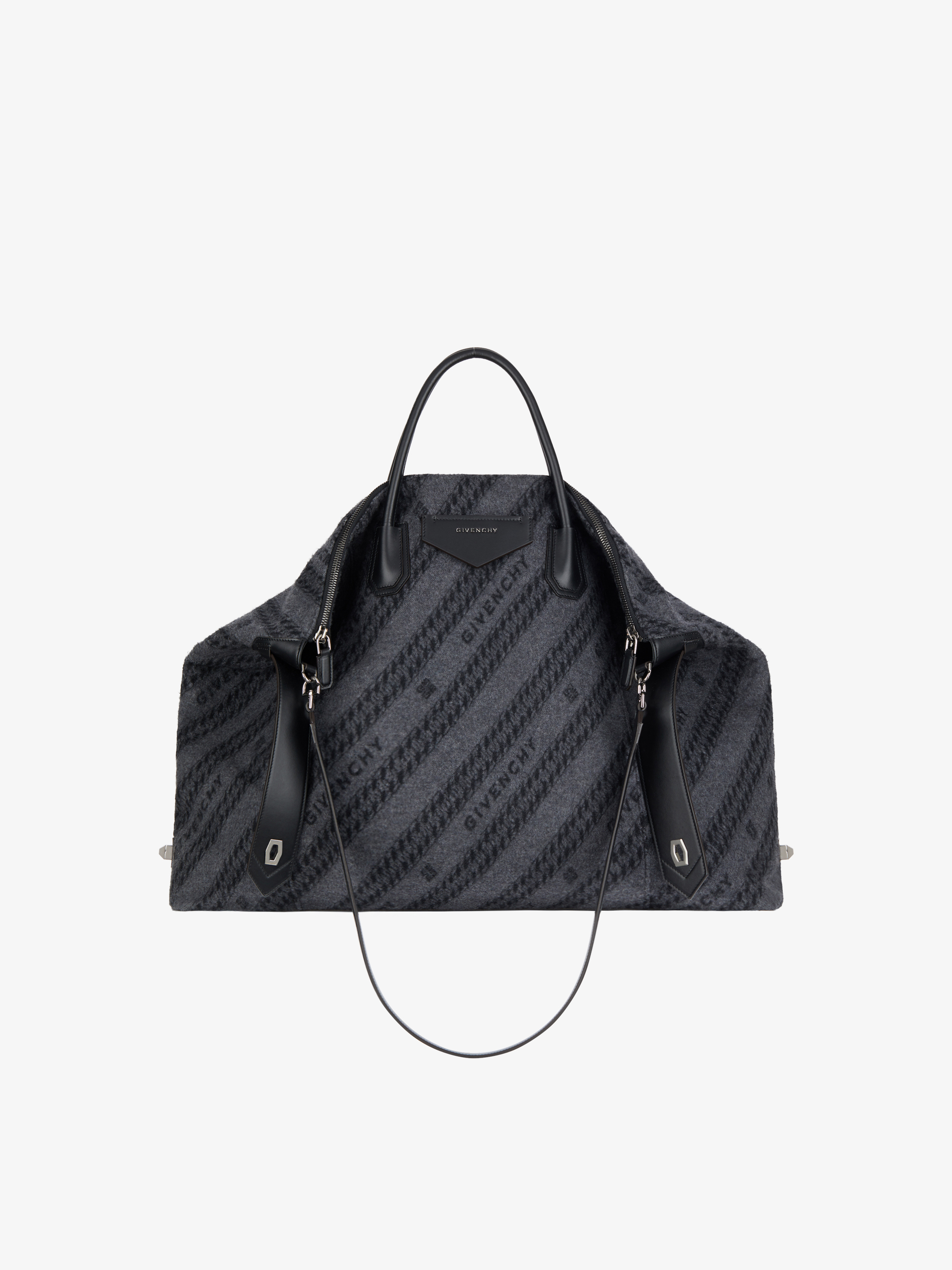 지방시_안티고나 소프트 GIVENCHY 체인 XL 울 백