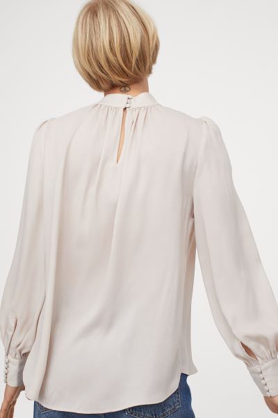 H&M_와이드 블라우스 라이트베이지