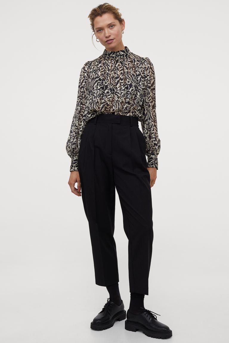 H&M_와이드 블라우스 라이트베이지 블랙패턴