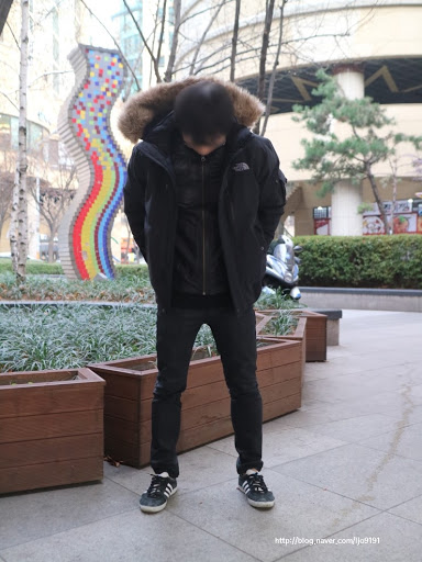 노스페이스_맥머도시티다운봄버 thumbnail