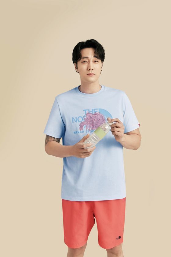 노스페이스_챌린지워터반팔라운드티에코티셔츠 파우더 블루 thumbnail