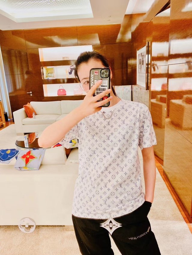루이비통_LV 에스칼 프린티드 티셔츠 thumbnail