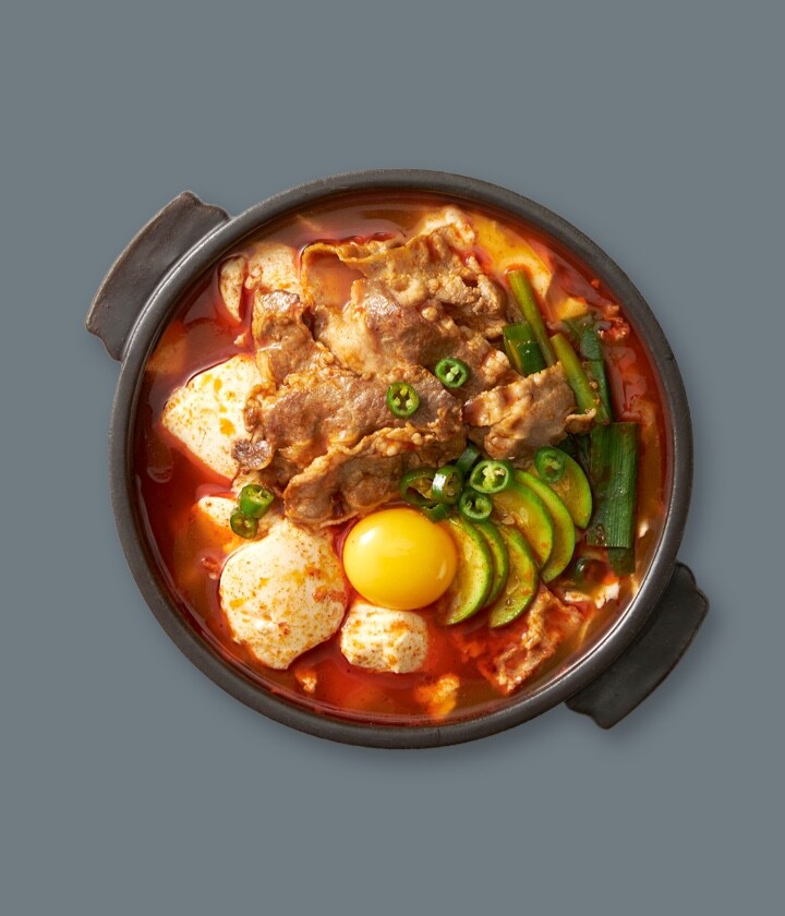 CJ_매콤한 국물과 우삼겹의 완벽조합 우삼겹순두부찌개