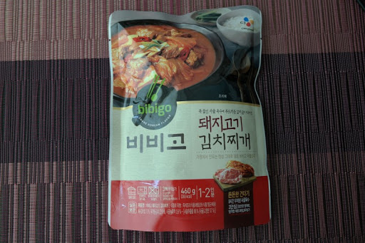 CJ_비비고 돼지고기김치찌 thumbnail