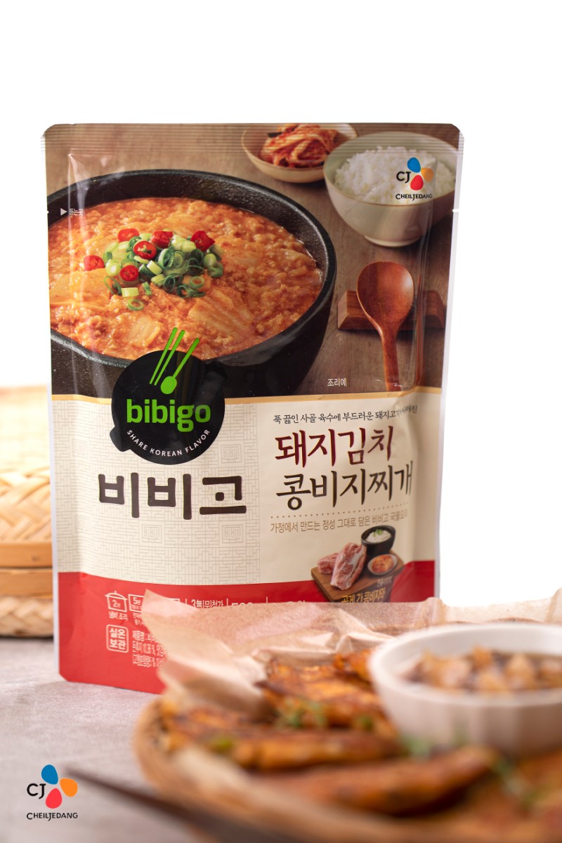 CJ_비비고 돼지김치콩비지찌 thumbnail