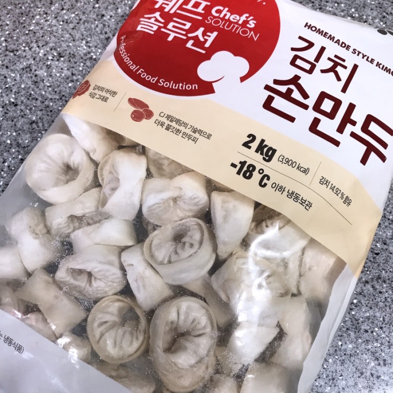 CJ_쉐프솔루션 김치손만두 thumbnail
