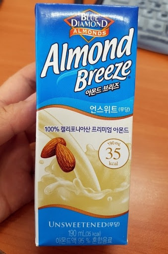 CJ_아몬드브리즈 언스위트