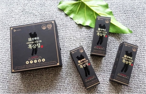 CJ_한뿌리 흑삼정 로얄블랙 엑스 thumbnail
