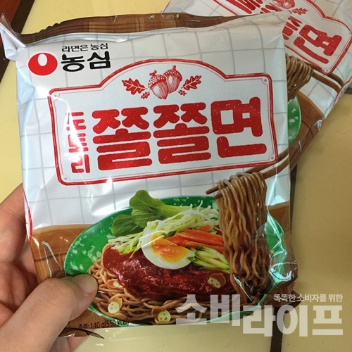 농심_도토리쫄쫄면 thumbnail