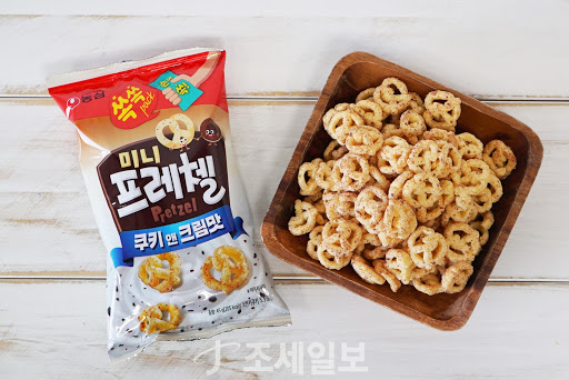 농심_미니프레첼 쿠키앤크림맛 thumbnail