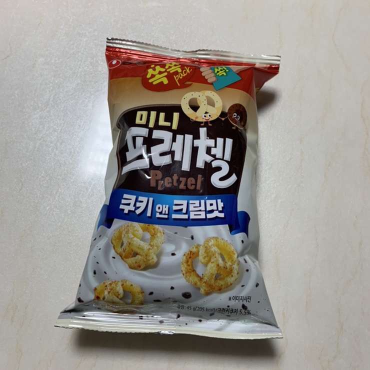 농심_미니프레첼 쿠키앤크림맛 thumbnail