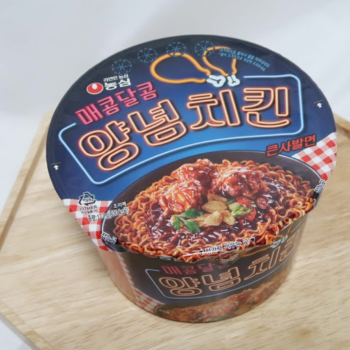 농심_양념치킨큰사발 thumbnail