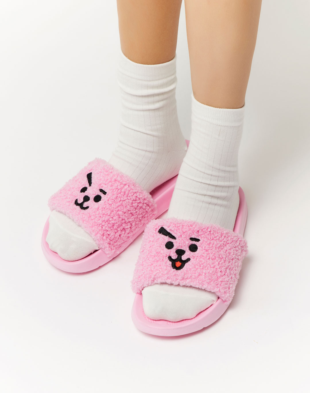 라인프렌즈_BT21 COOKY 부클 슬리퍼