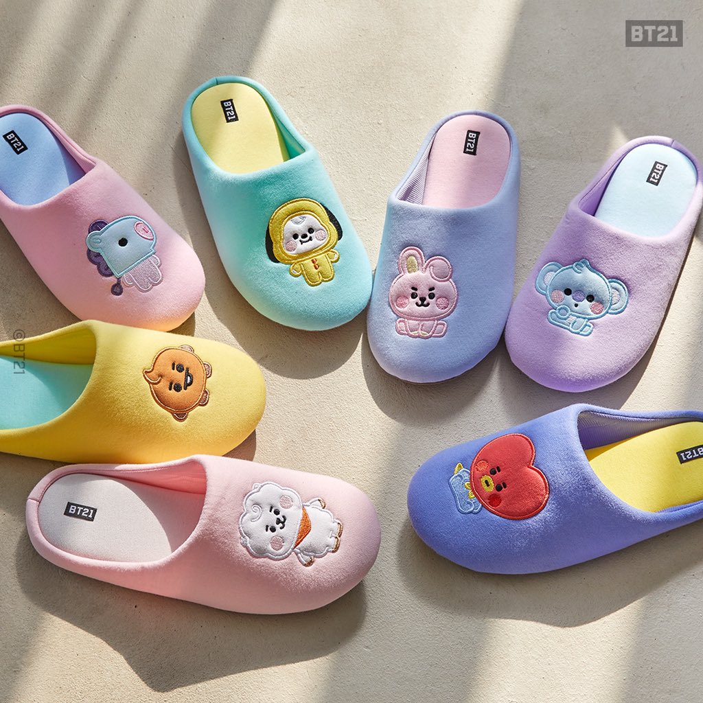 라인프렌즈_BT21 TATA BABY 자수 슬리퍼 thumbnail